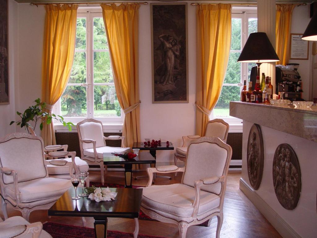 Hostellerie Du Chateau Les Muids La Ferté-Saint-Aubin エクステリア 写真