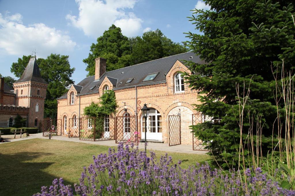 Hostellerie Du Chateau Les Muids La Ferté-Saint-Aubin エクステリア 写真